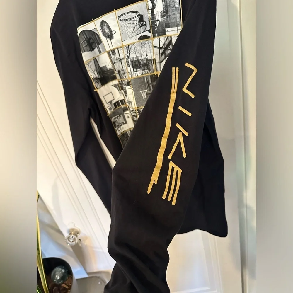 Nike The Nike Tee Athletic Cut long sleeve tee black gold basketball